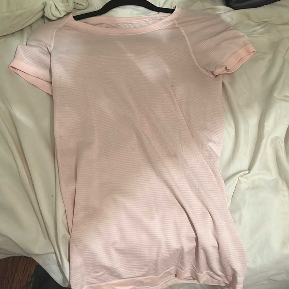 Lululemon swiftly tech